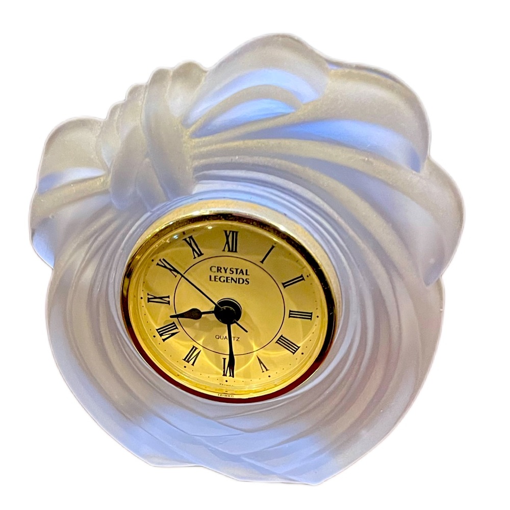 Vintage Godinger Crystal Legends Frosted Crystal Quartz Clock
